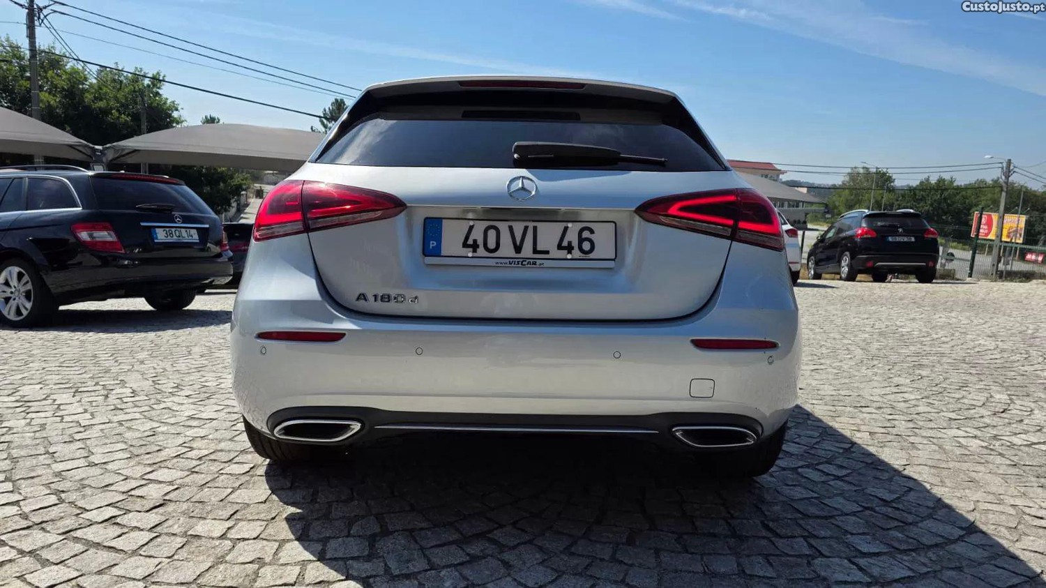 Mercedes-Benz A 180 D progressive aut. — fotografia 19