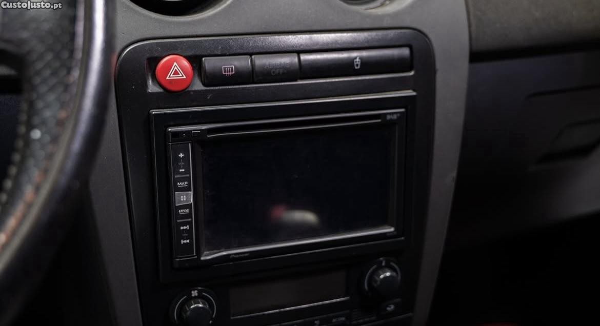 SEAT Ibiza Cupra — fotografia 4