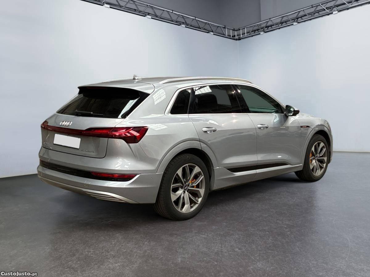 Audi e-tron 50 quattro - 20 — photo 2