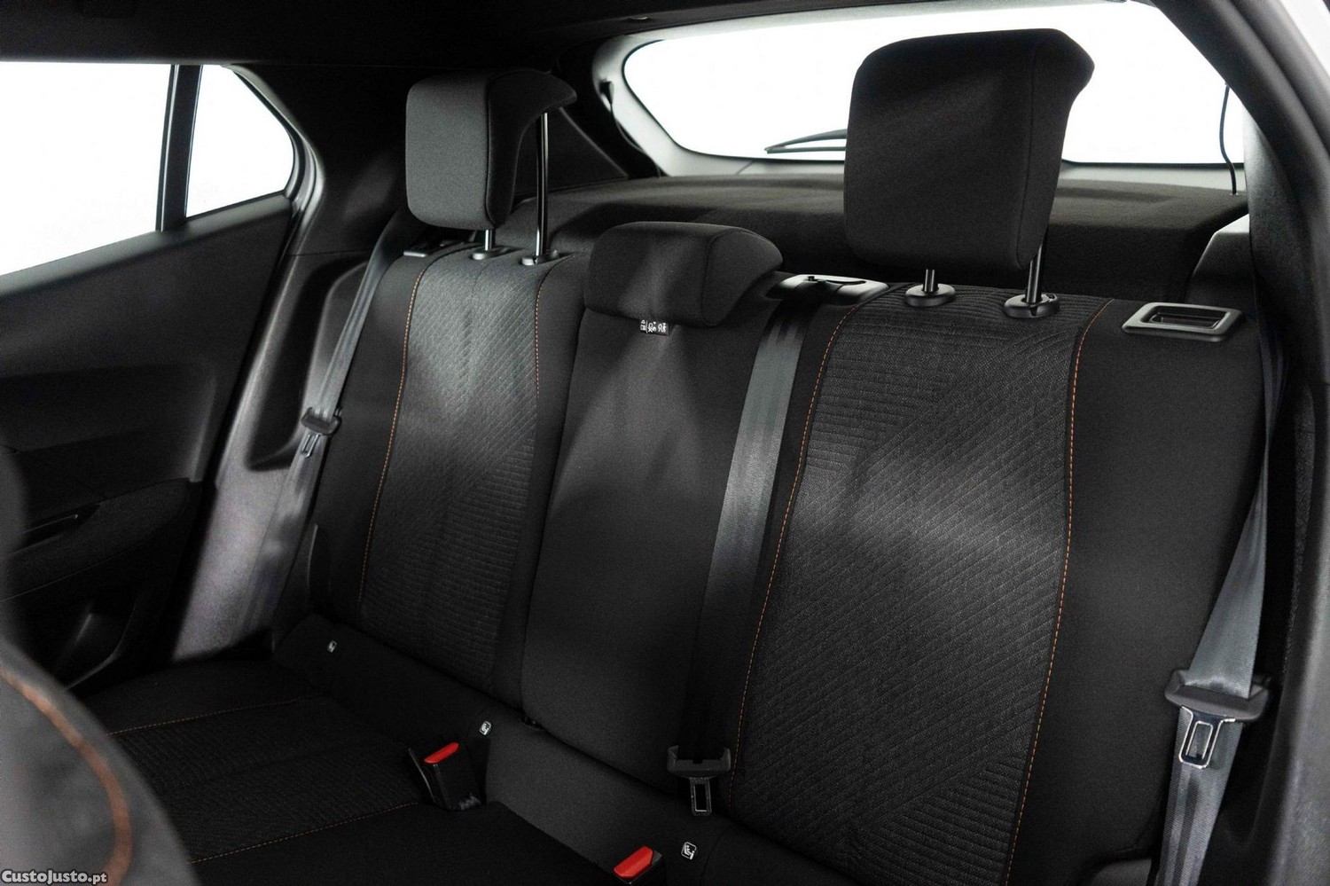 Peugeot 2008 1.2 PureTech Style — fotografia 10