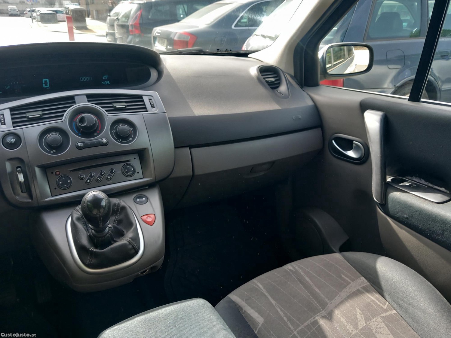 Renault Scénic 1.5 dCi Confort — fotografia 3