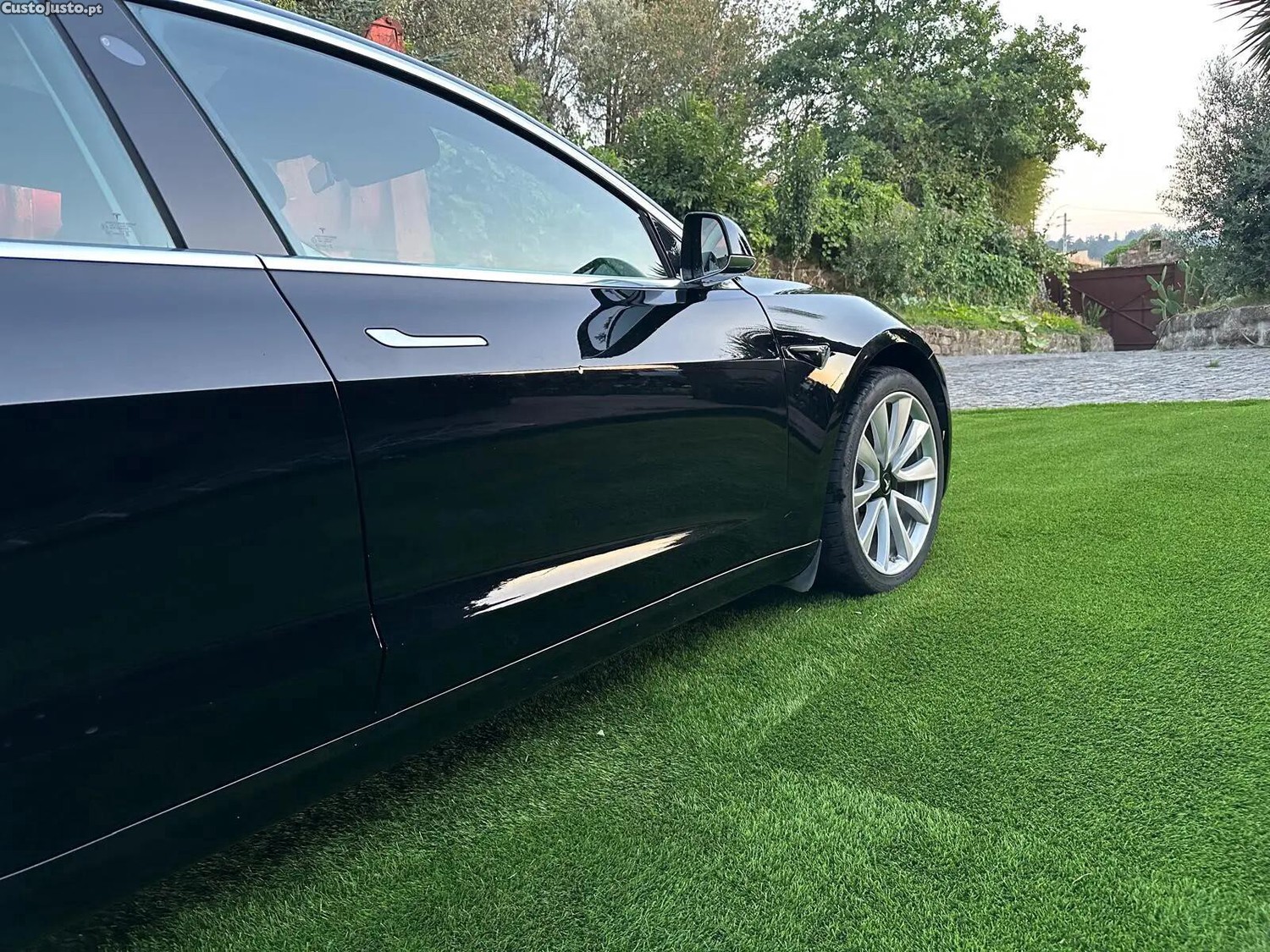 Tesla Model 3 Long Range AWD Dual Motor — fotografia 18