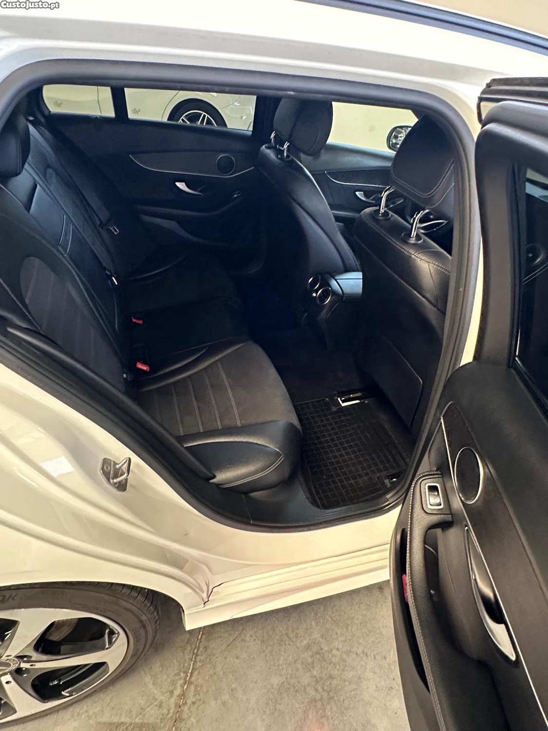 Mercedes-Benz C 300 de T AMG — fotografia 5