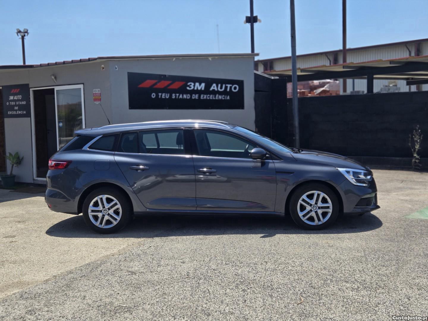 Renault Mégane 1.5 dCi Limited — fotografia 8