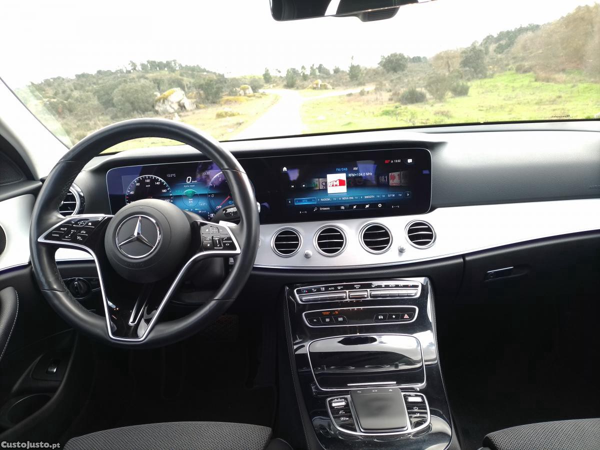 Mercedes-Benz E 300 EQ Híbrido Plug-in - 21 — photo 4