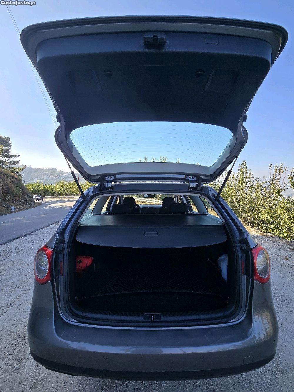Volkswagen Passat 3c5 — fotografia 7