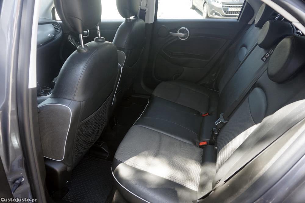 Fiat 500X 1.6 MJ Lounge S&S — fotografia 17