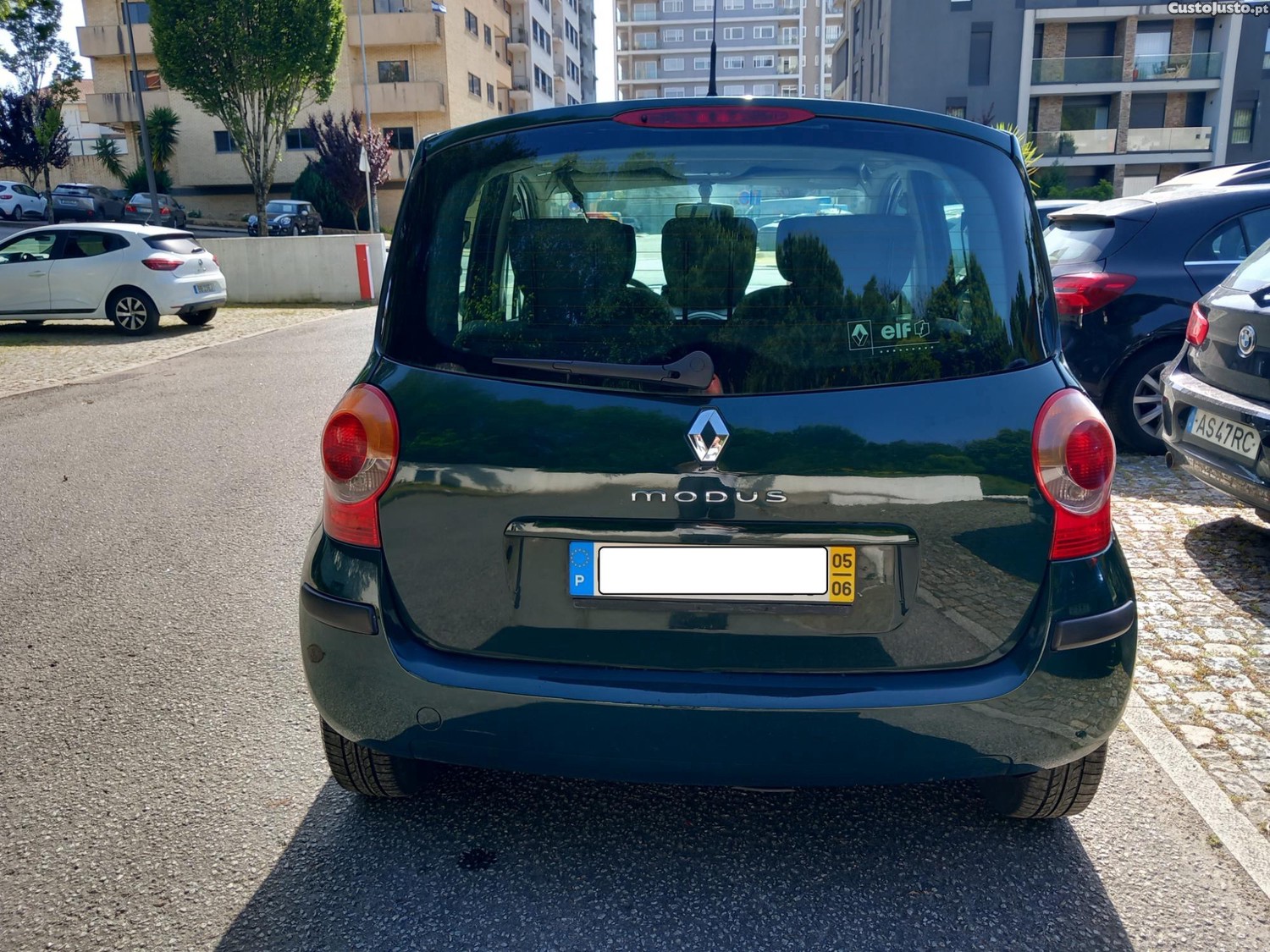 Renault Modus 1.2 Confort — fotografia 13