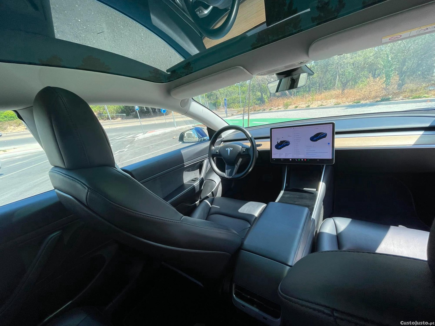 Tesla Model 3 Standard Range Plus RWD — fotografia 3