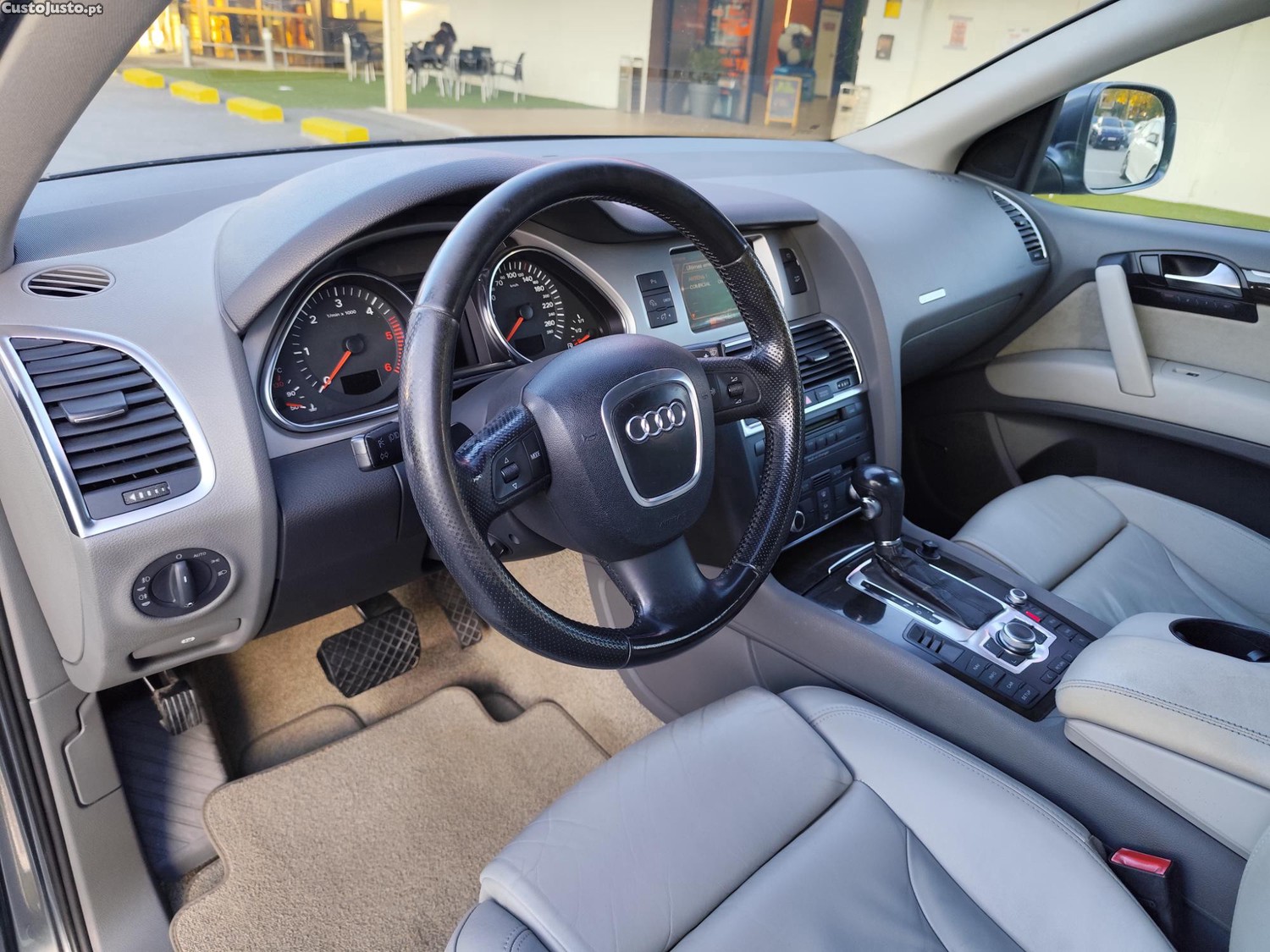 Audi Q7 3.0 TDI quattro 7 lugares — fotografia 5
