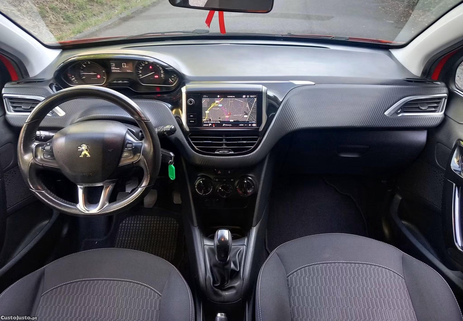 Peugeot 208 1.2 Style — fotografia 6