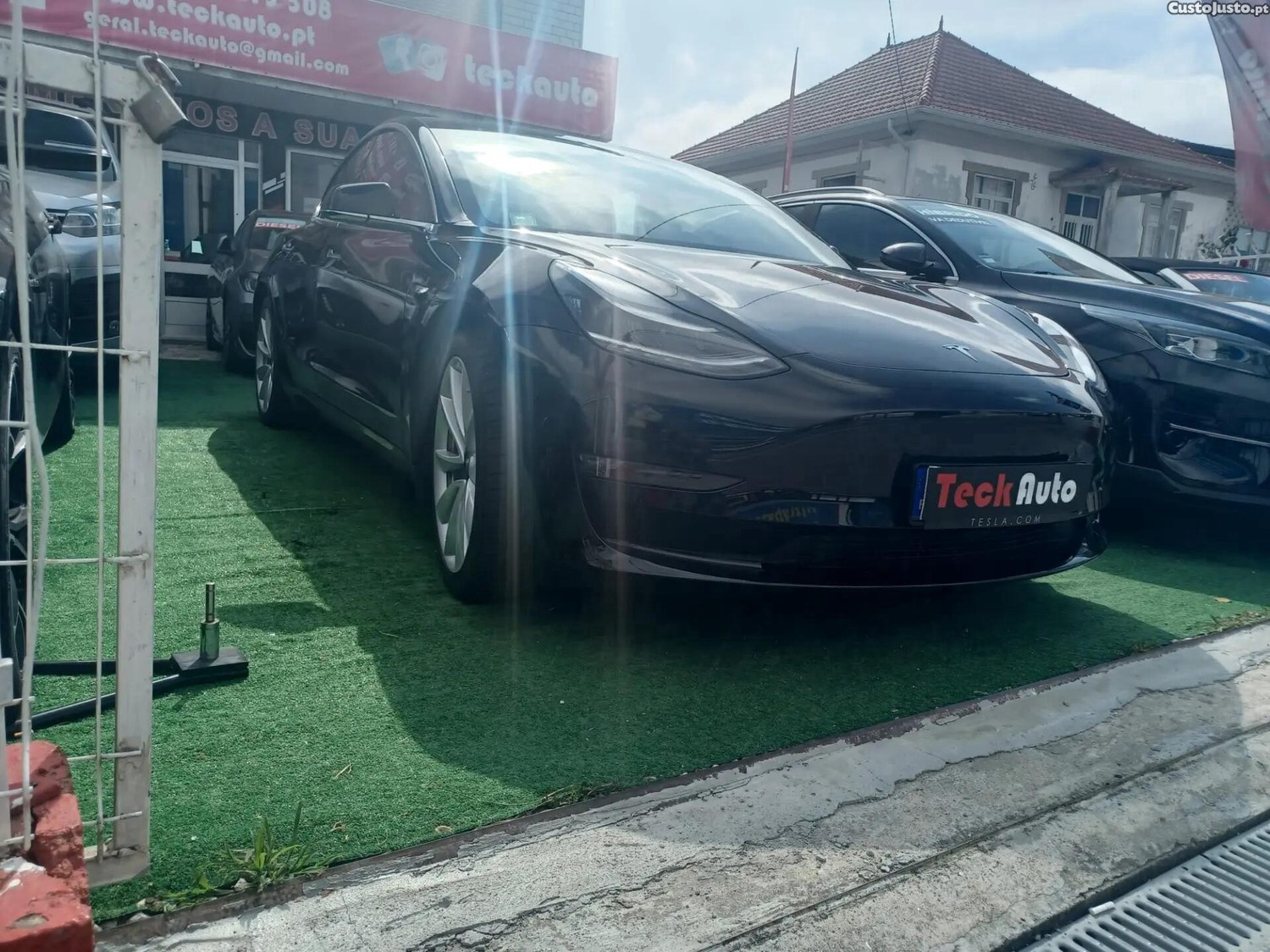 Tesla Model 3 Long Range AWD Dual Motor — fotografia 6