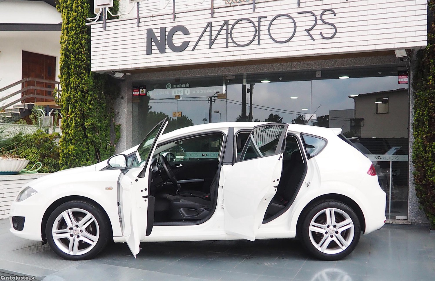 SEAT Leon 1.6 TDI Sport — fotografia 5