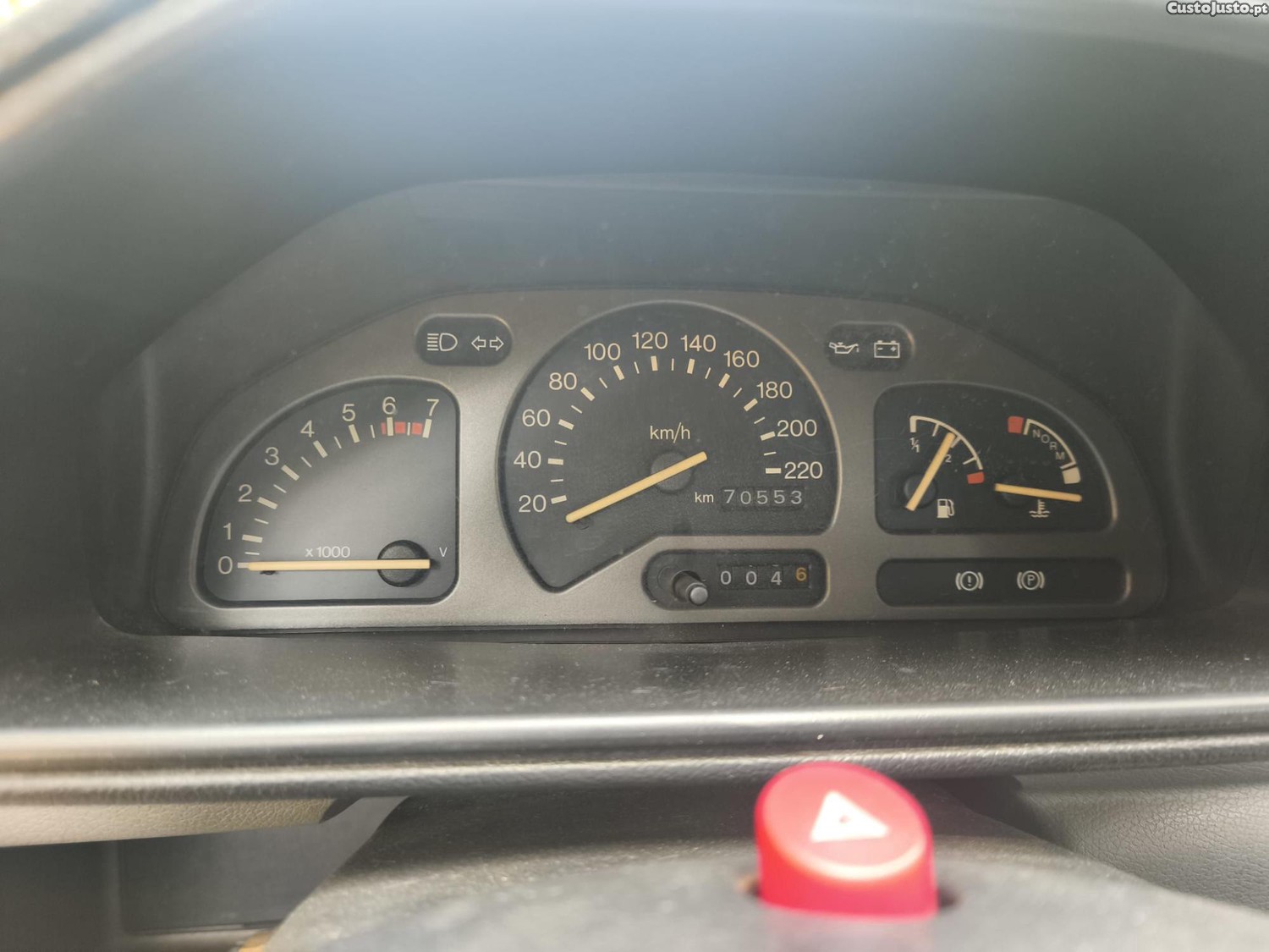 Ford Fiesta MK3 - 1.1 CLX — fotografia 2