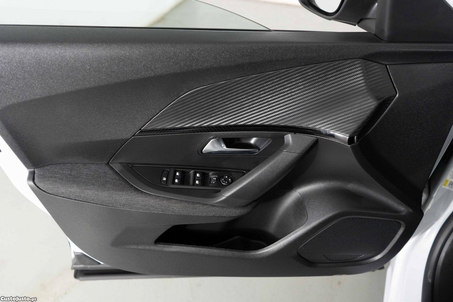 Peugeot 2008 1.2 PureTech Style — fotografia 8