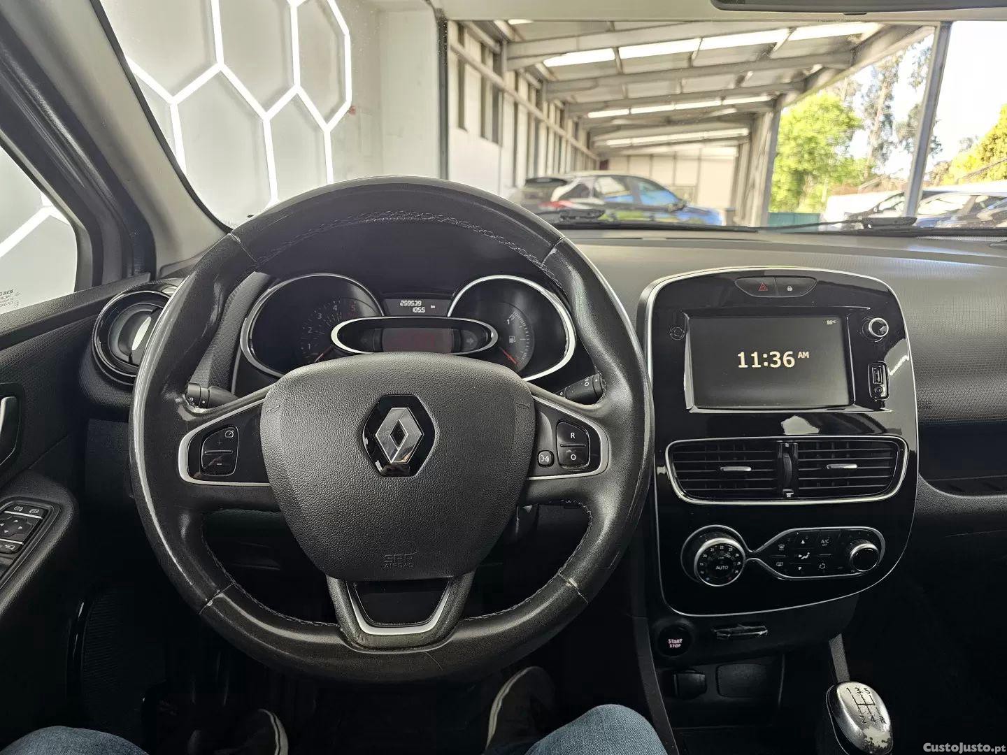 Renault Clio 1.5 dci limited — fotografia 9