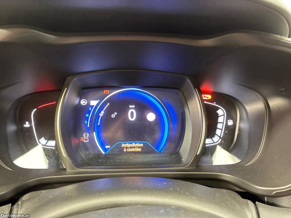 Renault Kadjar 1.5 Blue dCi Evolution EDC — fotografia 4