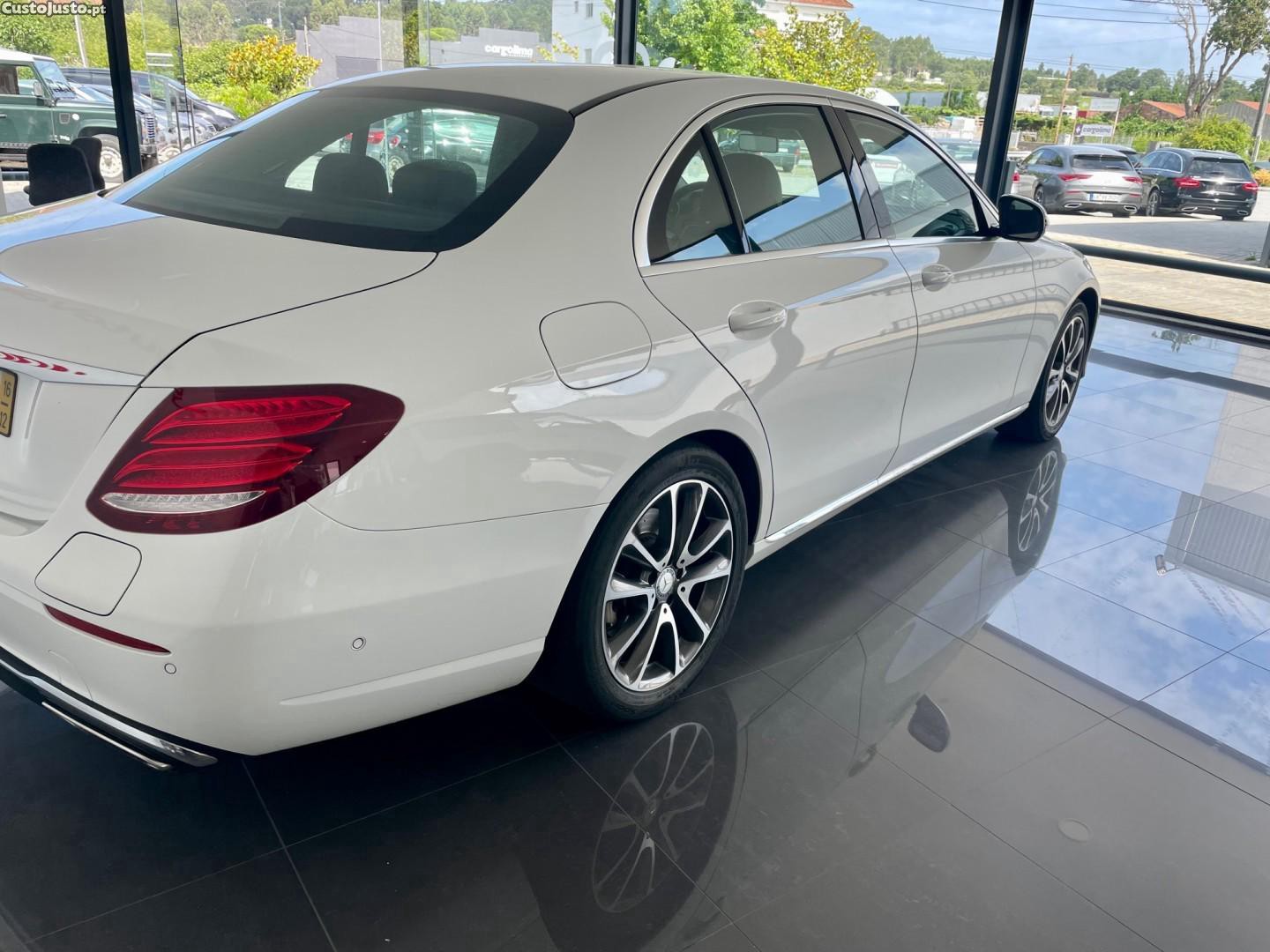 Mercedes-Benz E 350 e Exclusive - 16 foto 4