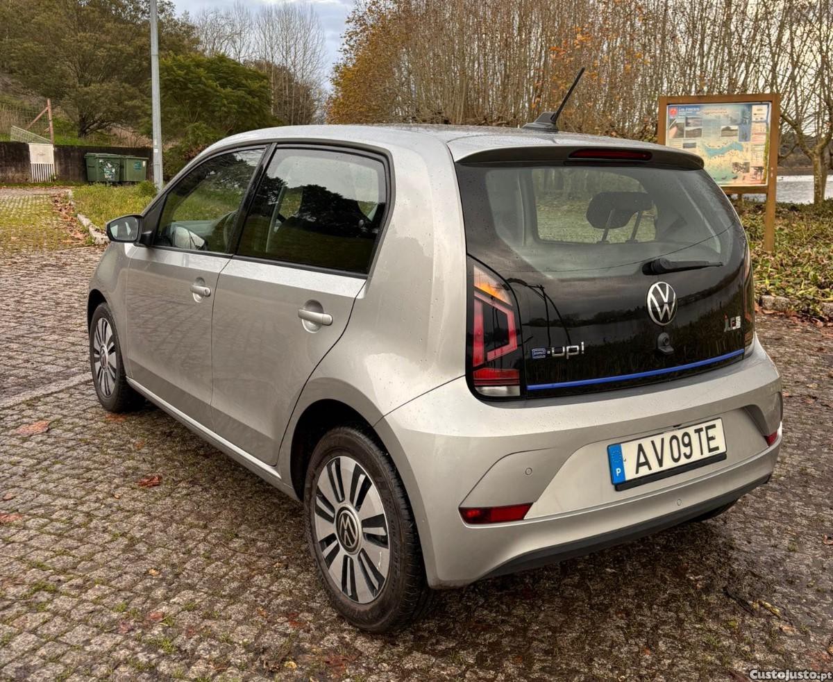 Volkswagen Up! E-UP — fotografia 4