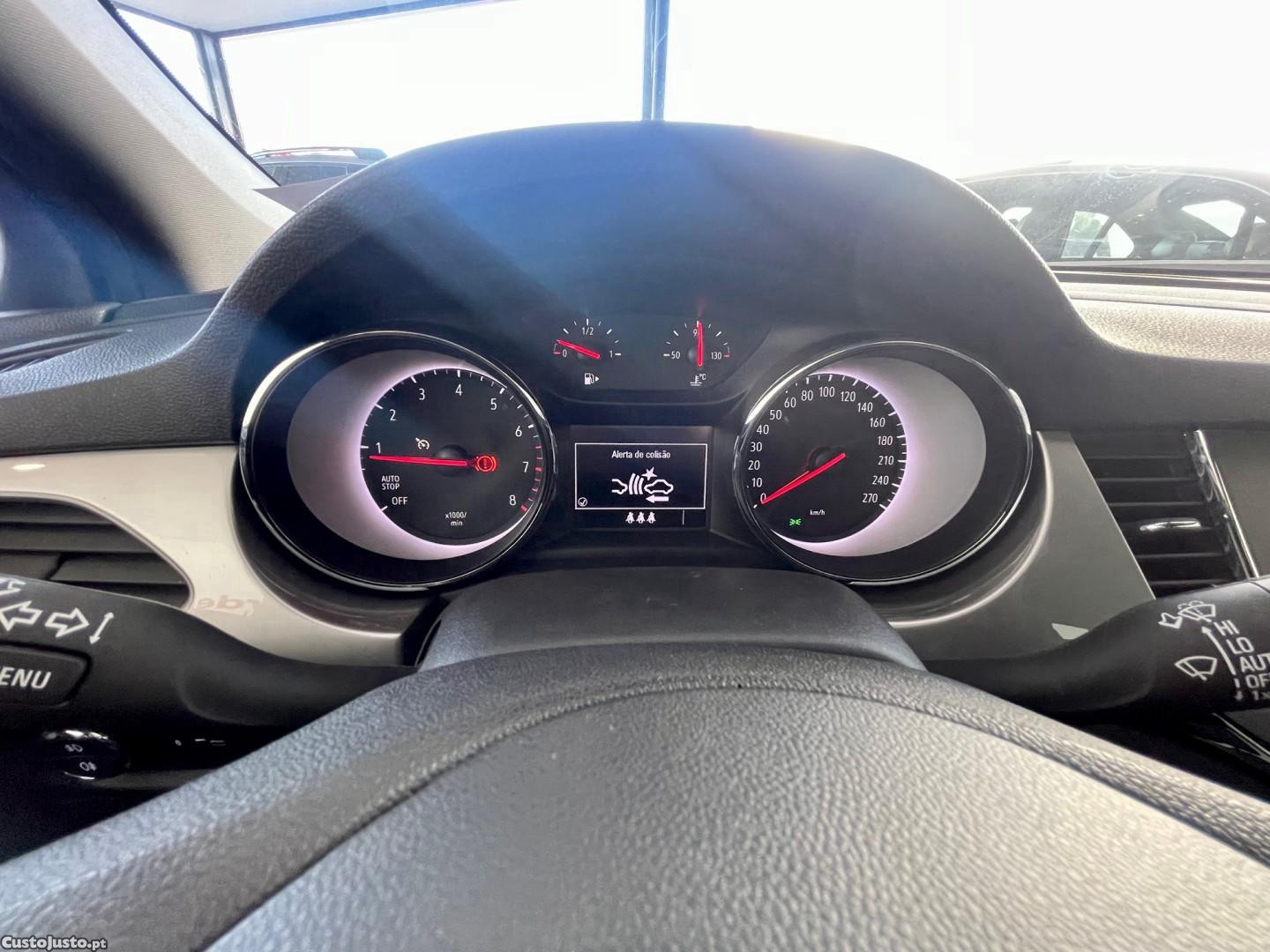 Opel Astra 1.2 Turbo S&S 2020 — fotografia 3