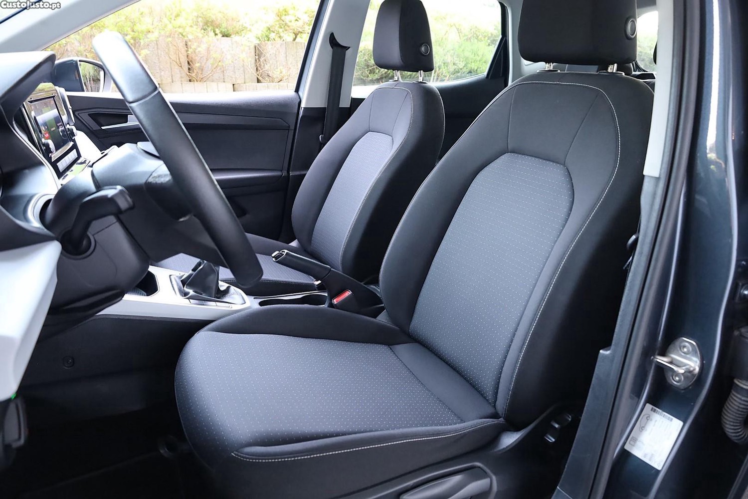 SEAT Arona 1.0 TSI Style — fotografia 4