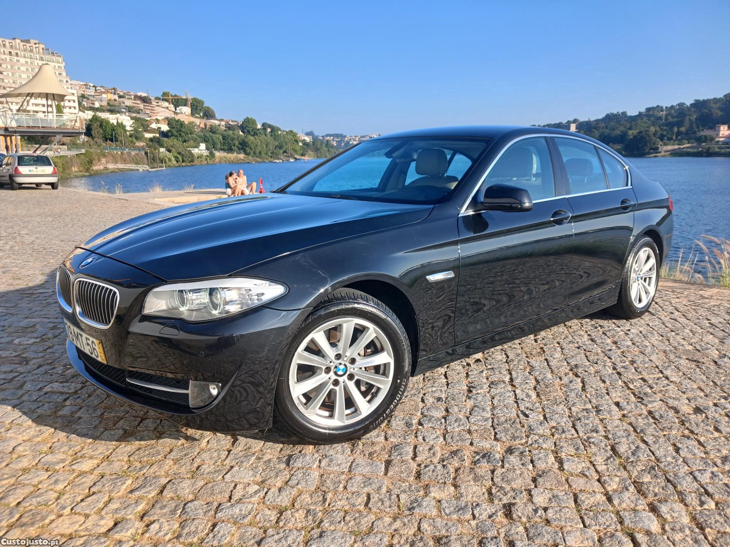 BMW 525 d x drive — fotografia 17