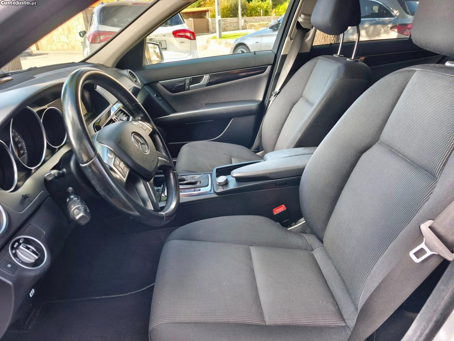 Mercedes-Benz C 220 Bluefficiency 2000CC 177 Cv´s — fotografia 2