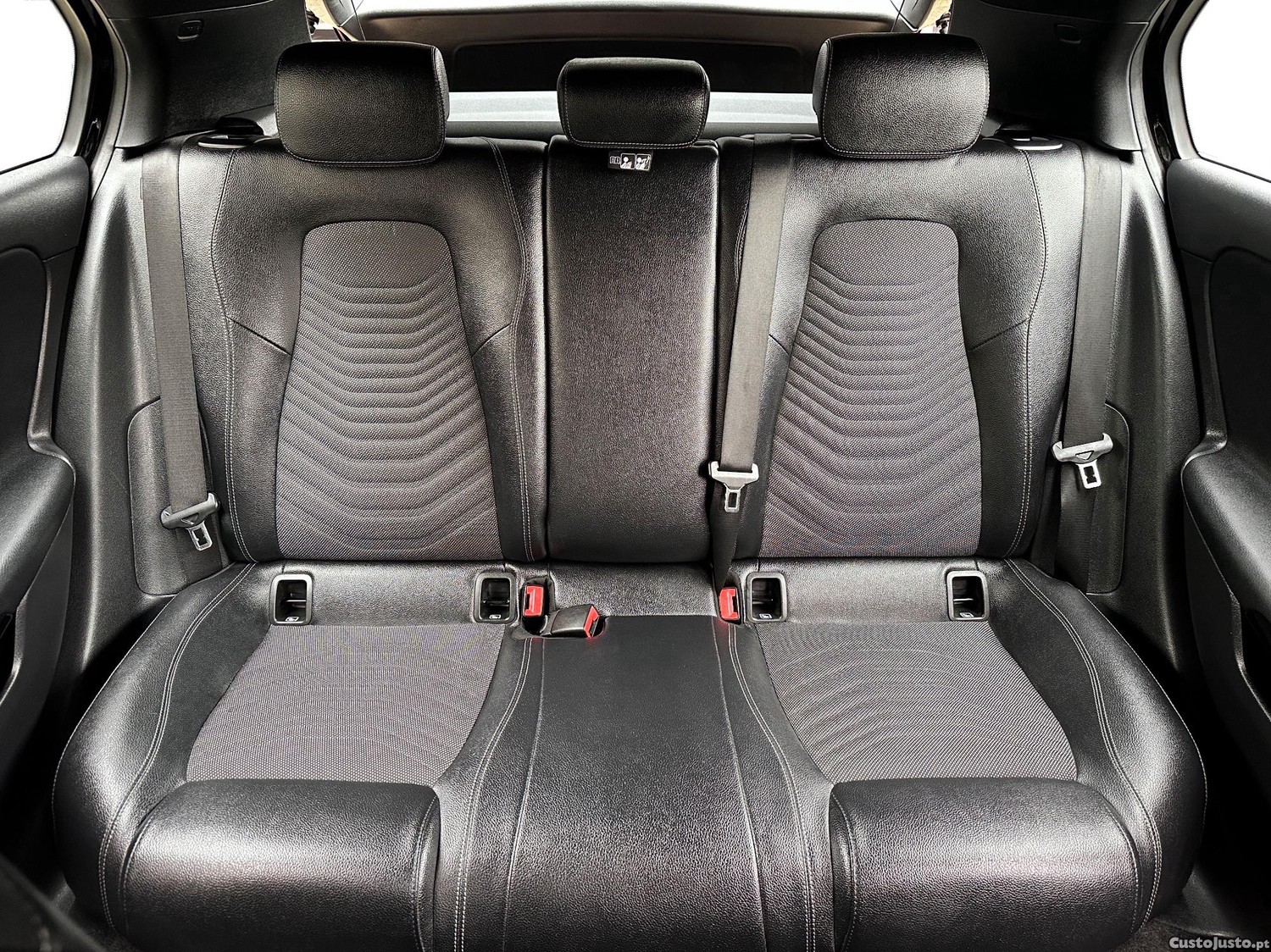 Mercedes-Benz A 180 D PROGRESSIVE 116 CV - NACIONAL - COM IVA DISCRIMINADO — fotografia 7