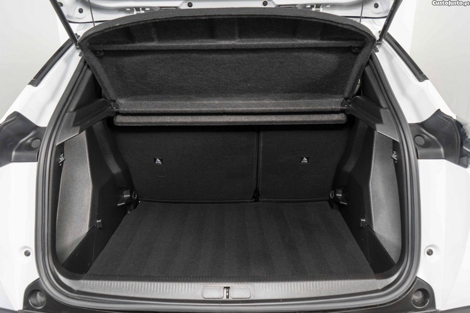 Peugeot 2008 1.2 PureTech Style — fotografia 15