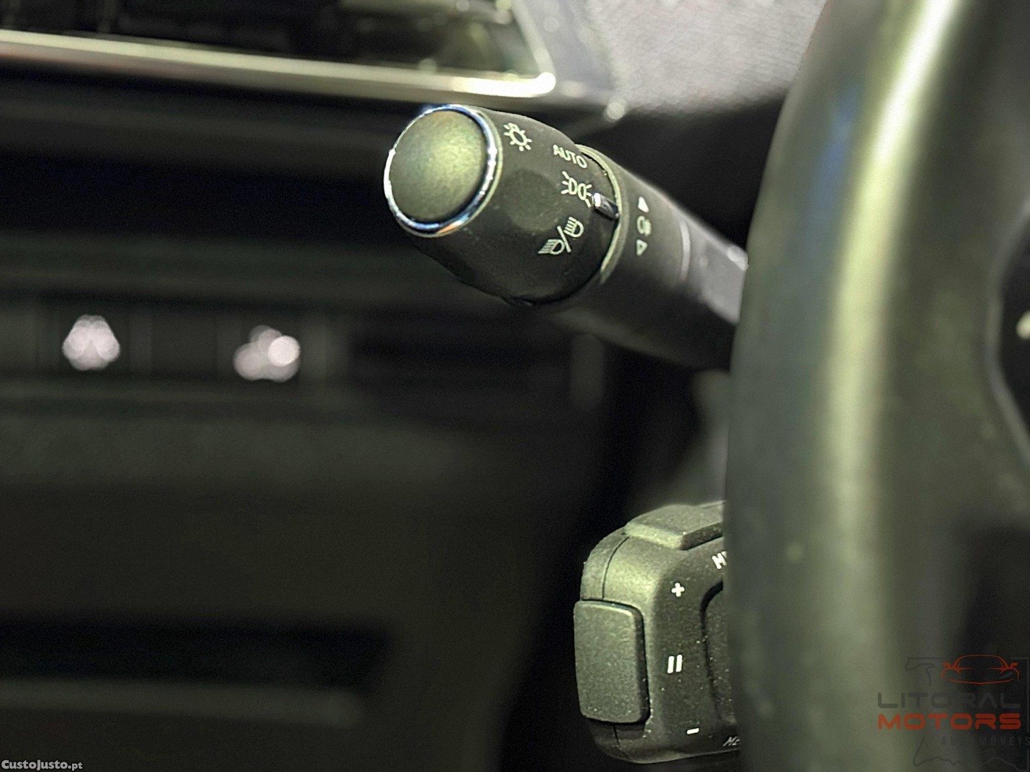 Peugeot 3008 1.2 PureTech Allure Pack EAT8 — fotografia 2