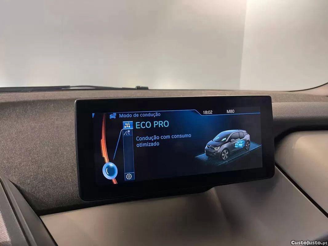 BMW i3 (60 ah) — fotografia 13