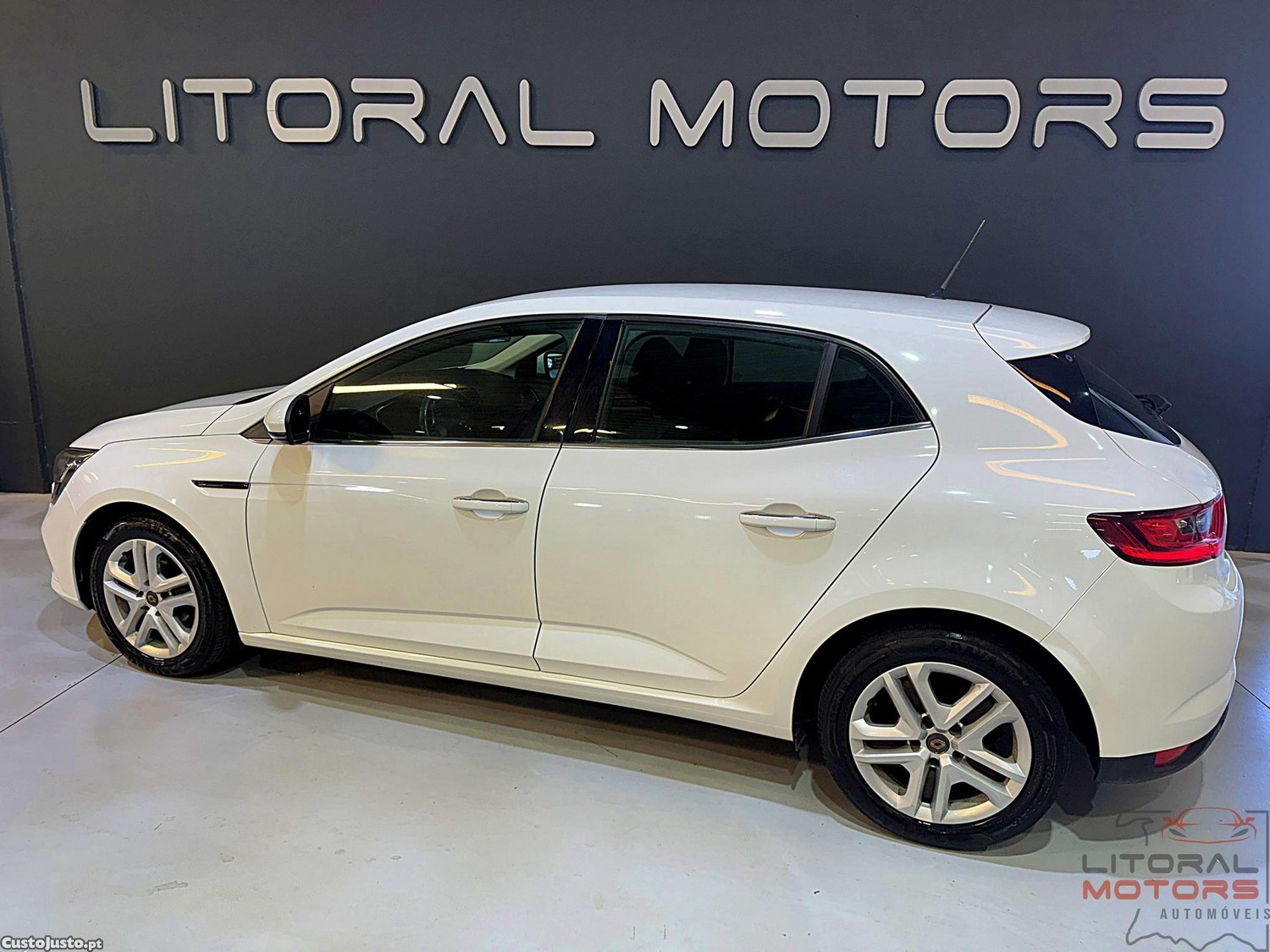 Renault Mégane 1.5 dCi Limited SS — fotografia 19