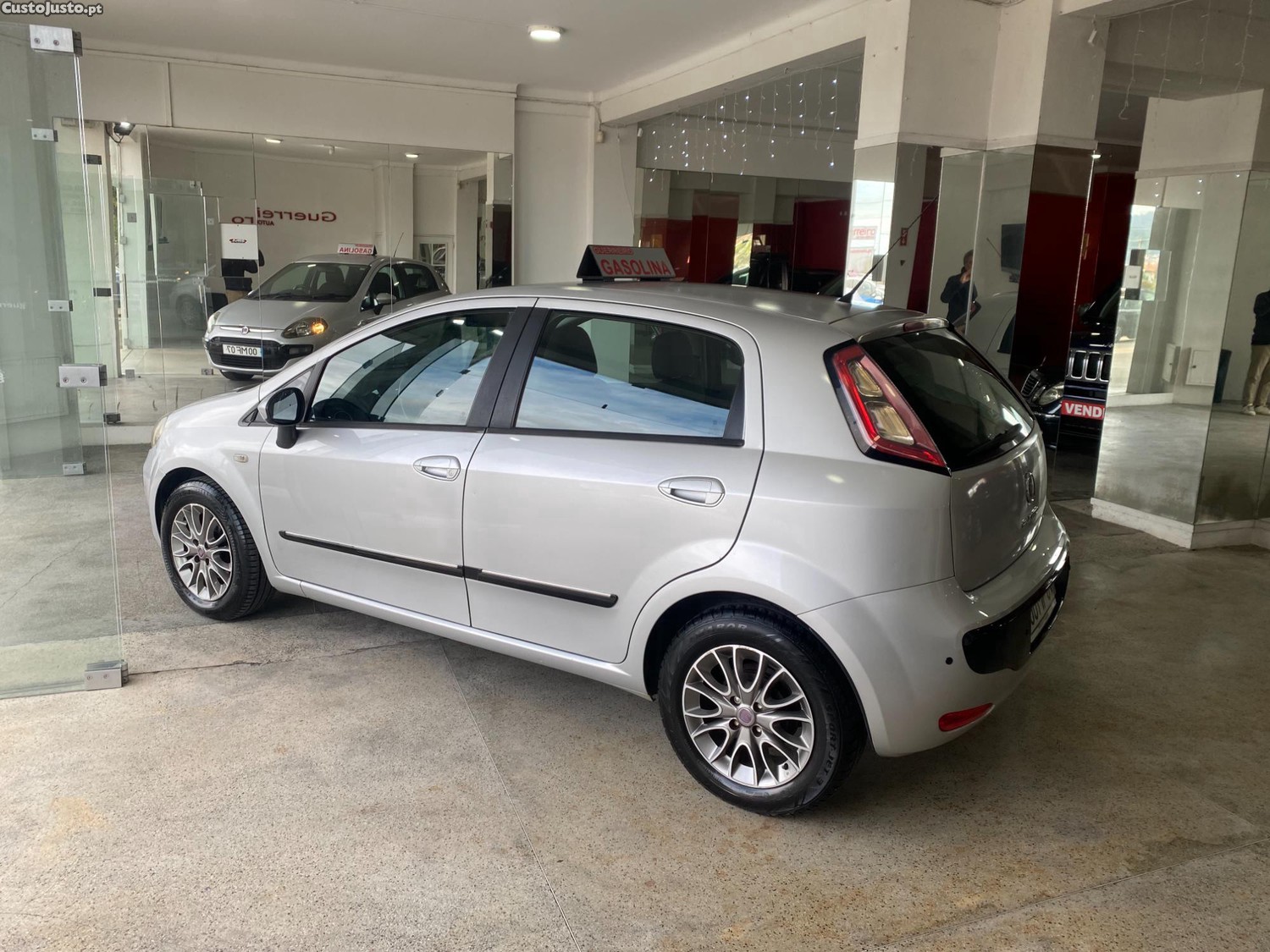 Fiat Punto Evo 1.2 -126 MIL KMs — photo 3