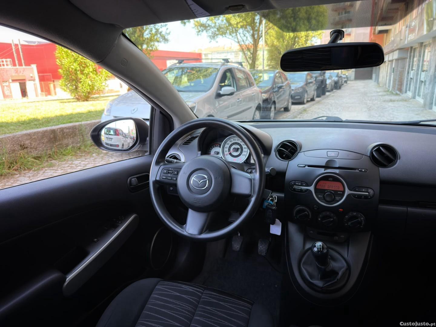 Mazda 2 1.3 MZR Comfort — fotografia 6