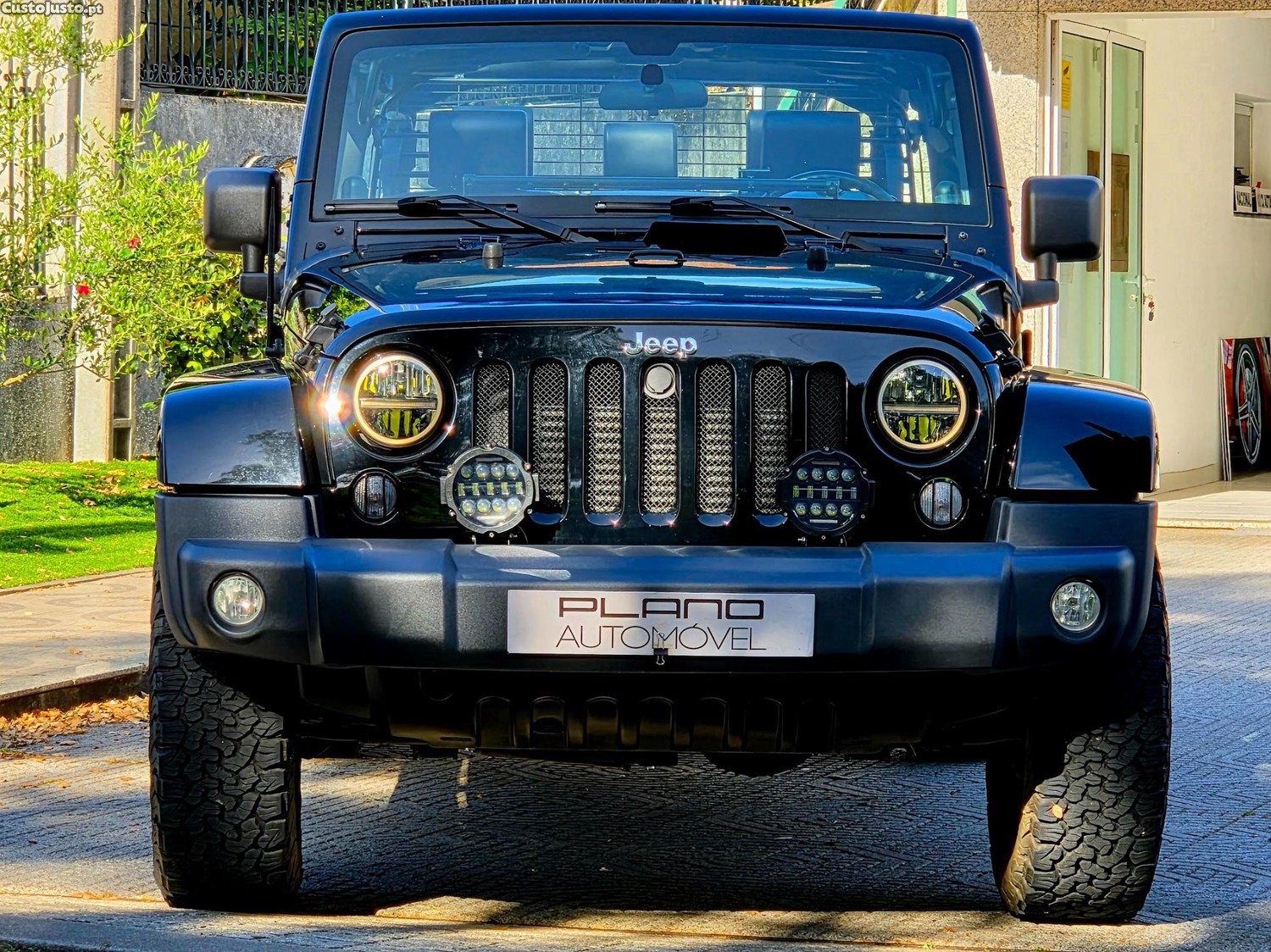 Jeep Wrangler Unlimited 2.8 CRD Sahara — fotografia 11