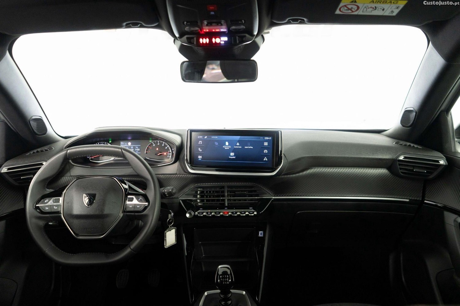 Peugeot 2008 1.2 PureTech Style — fotografia 7