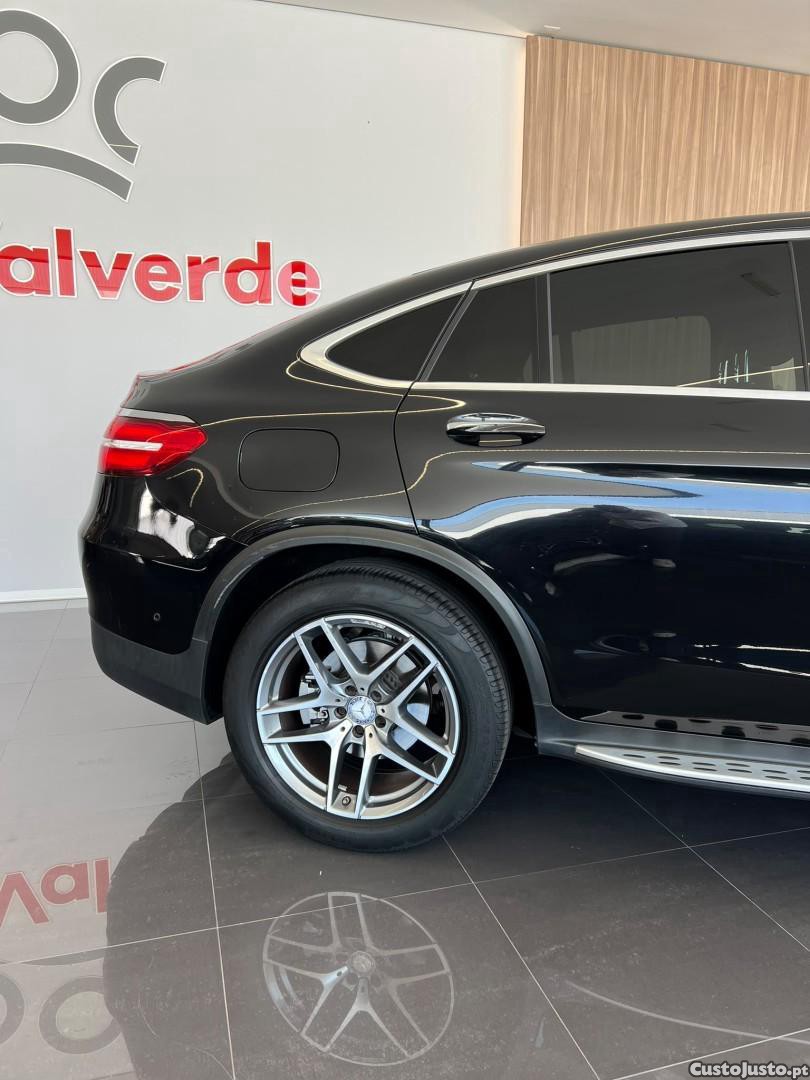 Mercedes-Benz GLC 250 d 4Matic 9G-TRONIC AMG Line — fotografia 14