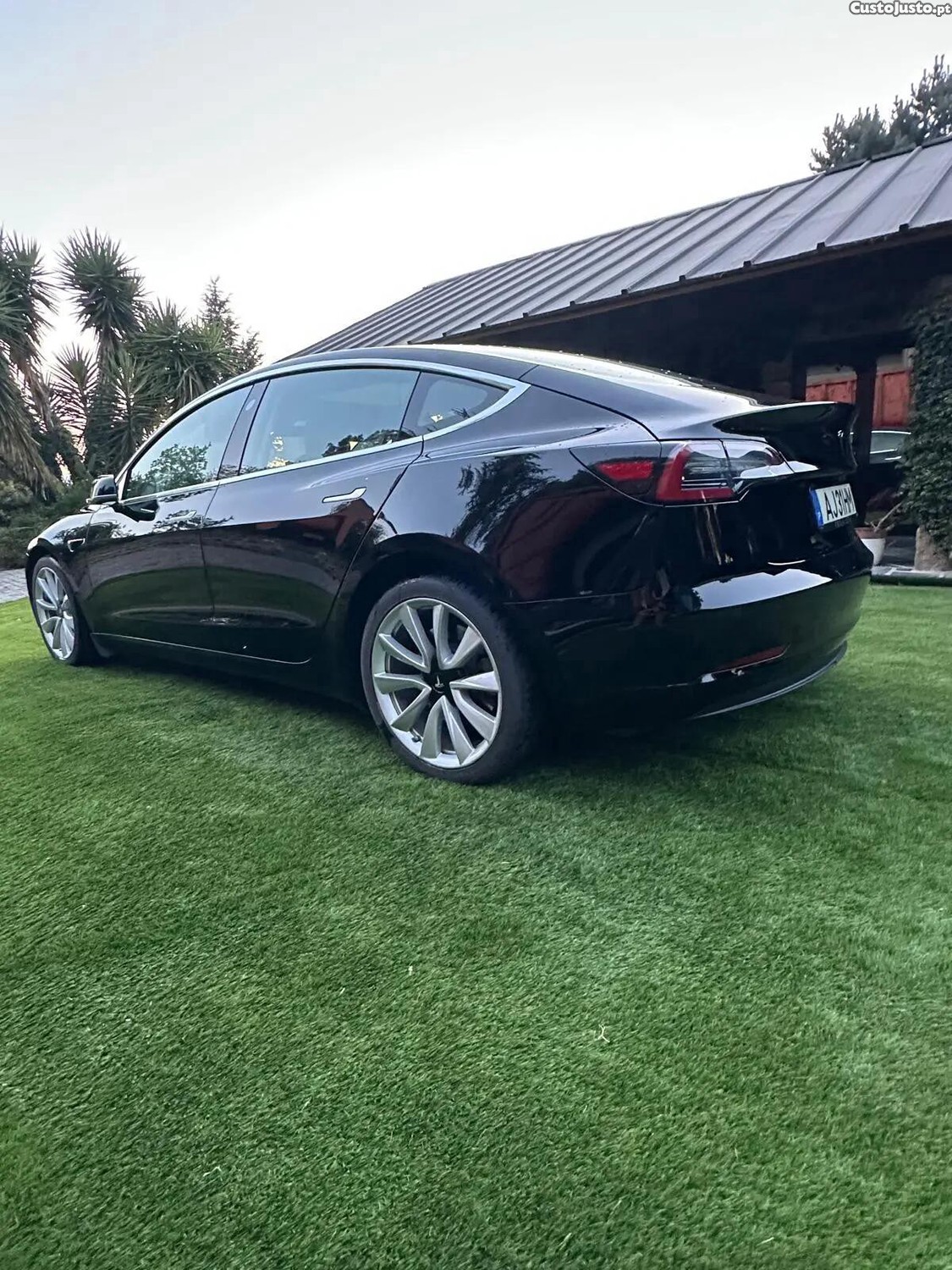 Tesla Model 3 Long Range AWD Dual Motor — fotografia 20