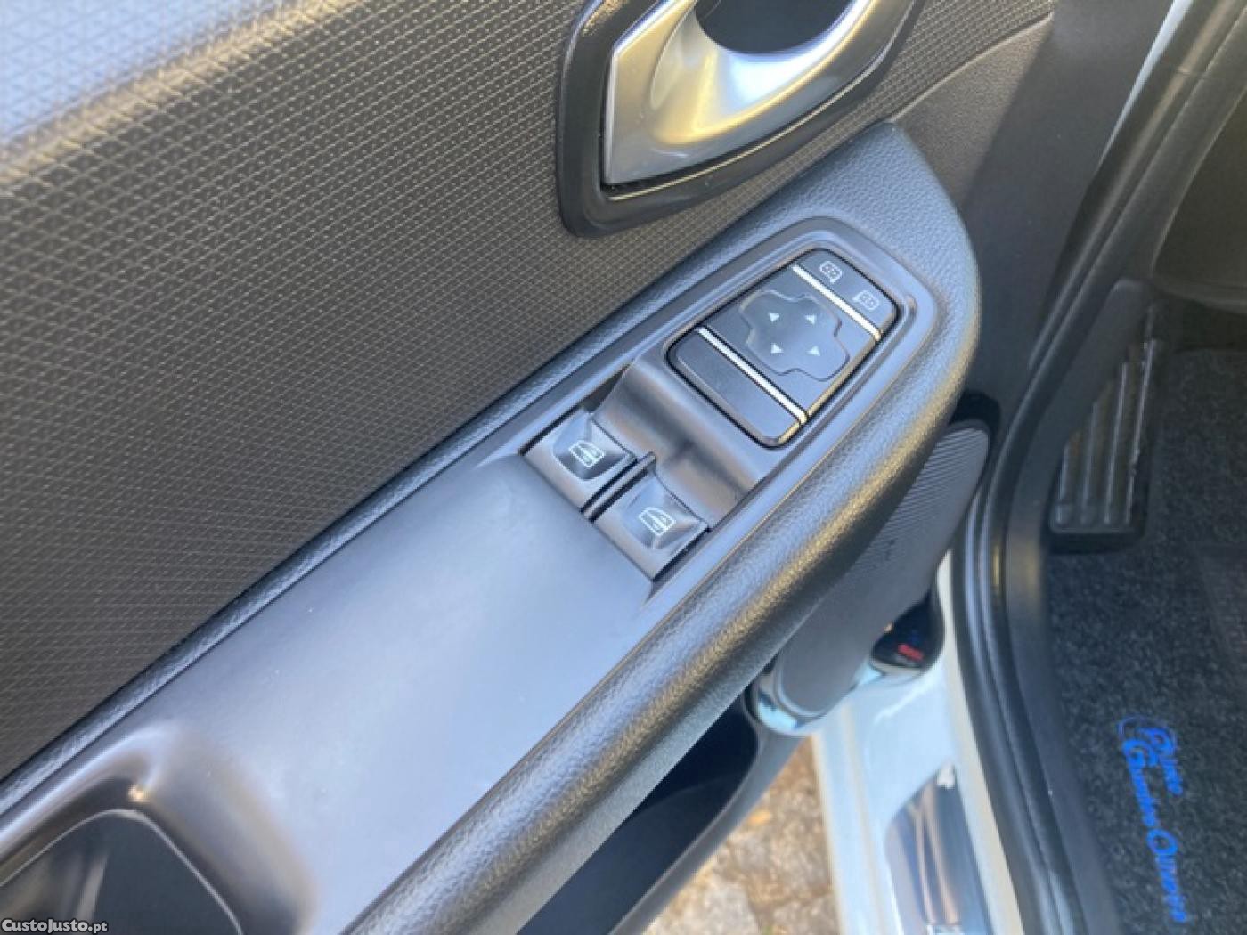 Renault Clio Energy dCi 90 Start — fotografia 7