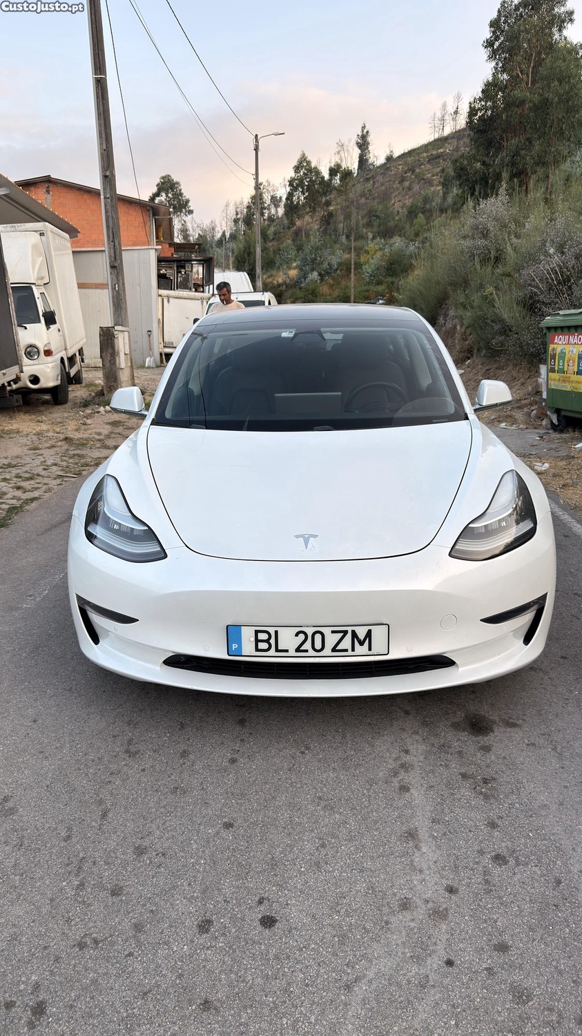 Tesla Model 3 Dual Motor Long Range — fotografia 10