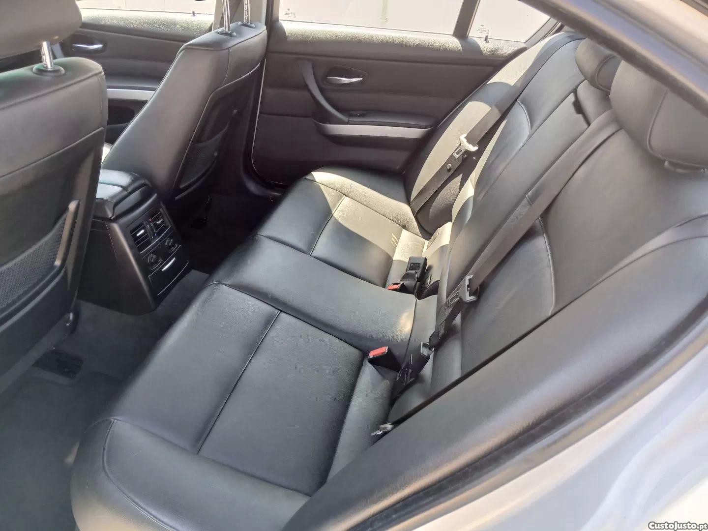 BMW 318 D auto line sport — fotografia 8