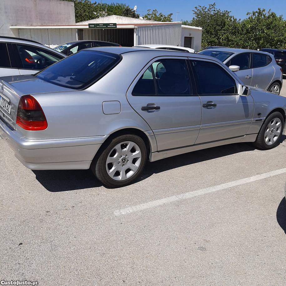 Mercedes-Benz C 200 Cdi - 99 foto 2