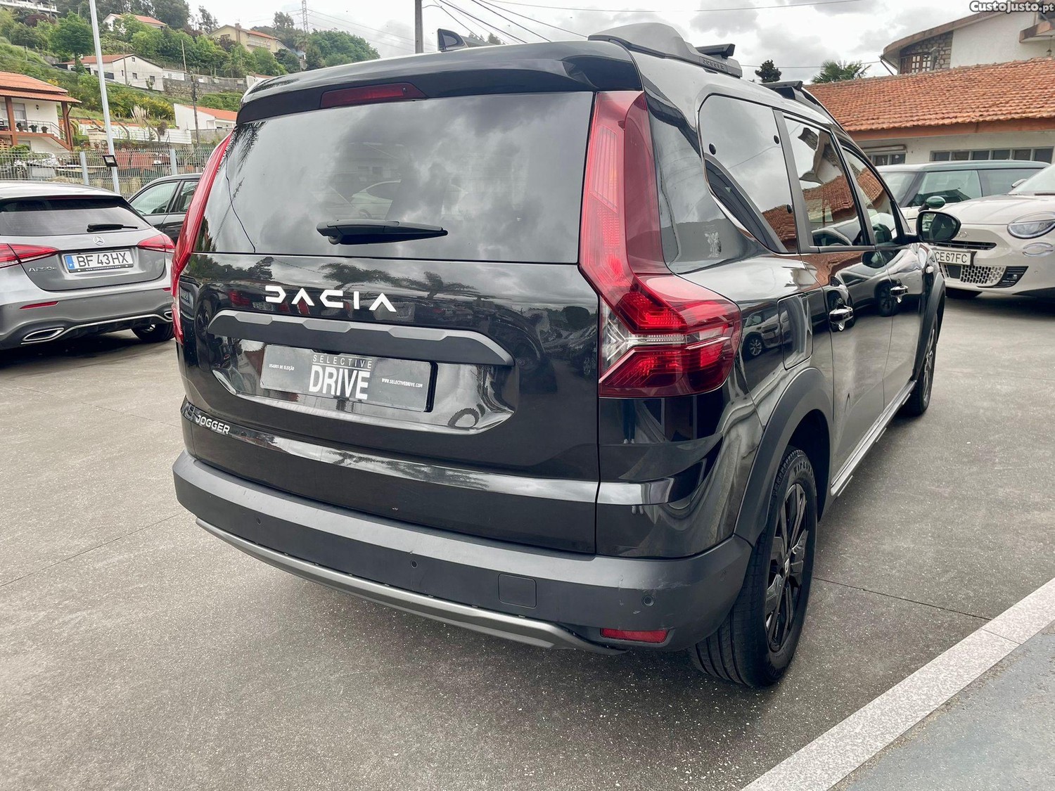 Dacia Jogger 1.0 TCe Extreme 7L — fotografia 10