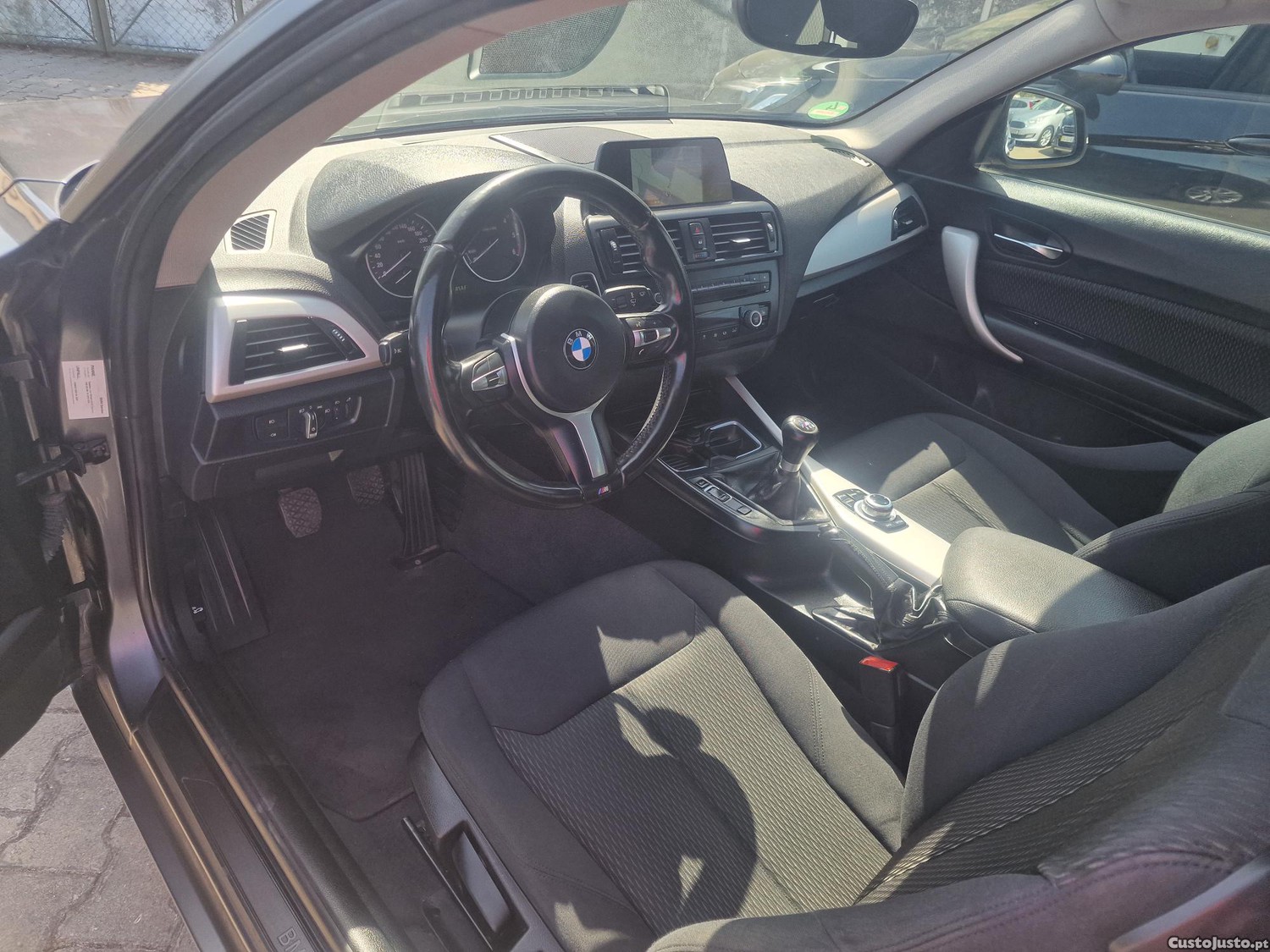 BMW 116 d Line Sport — fotografia 3