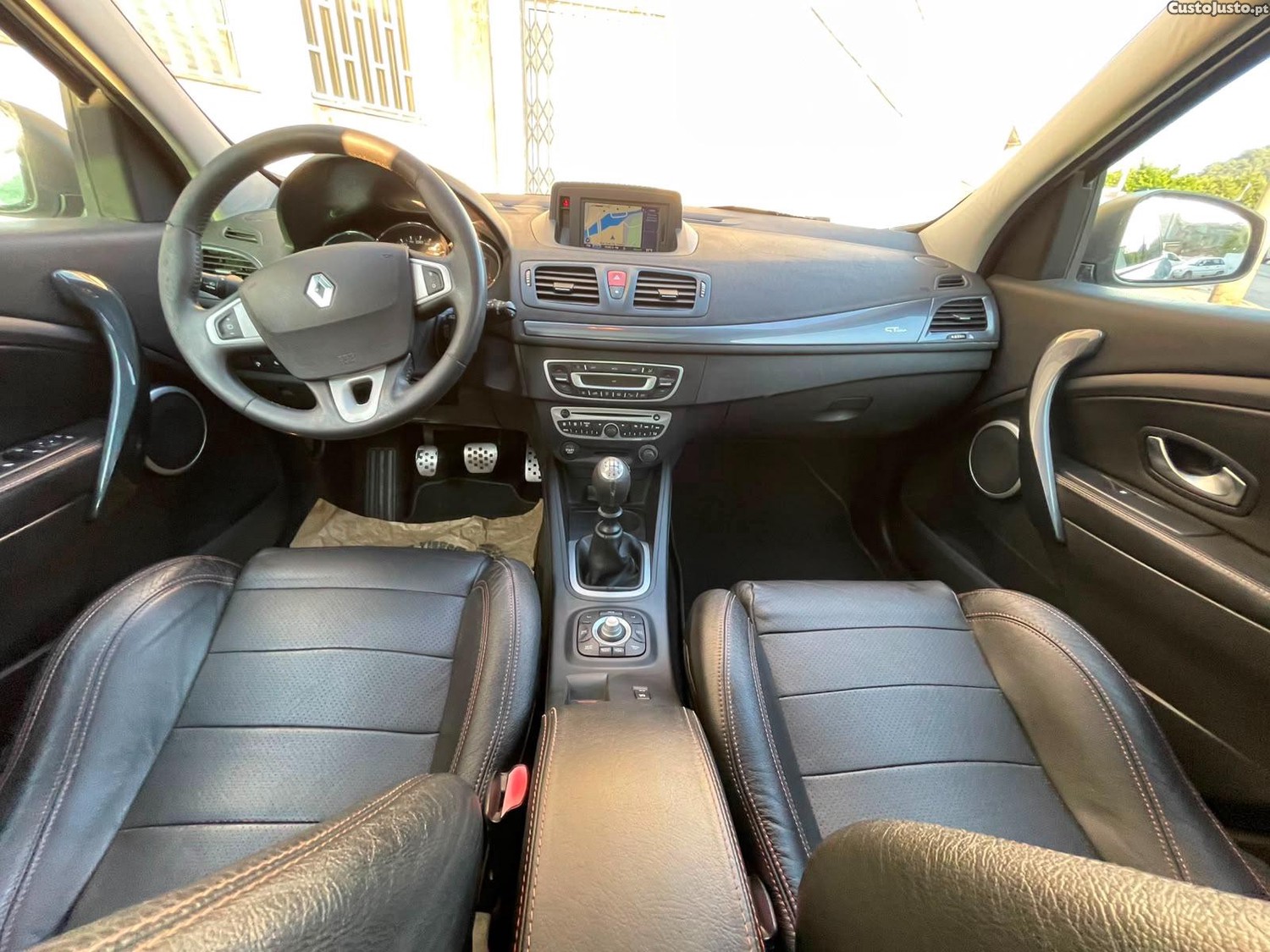 Renault Mégane 1.5 dCi GT LINE — fotografia 4
