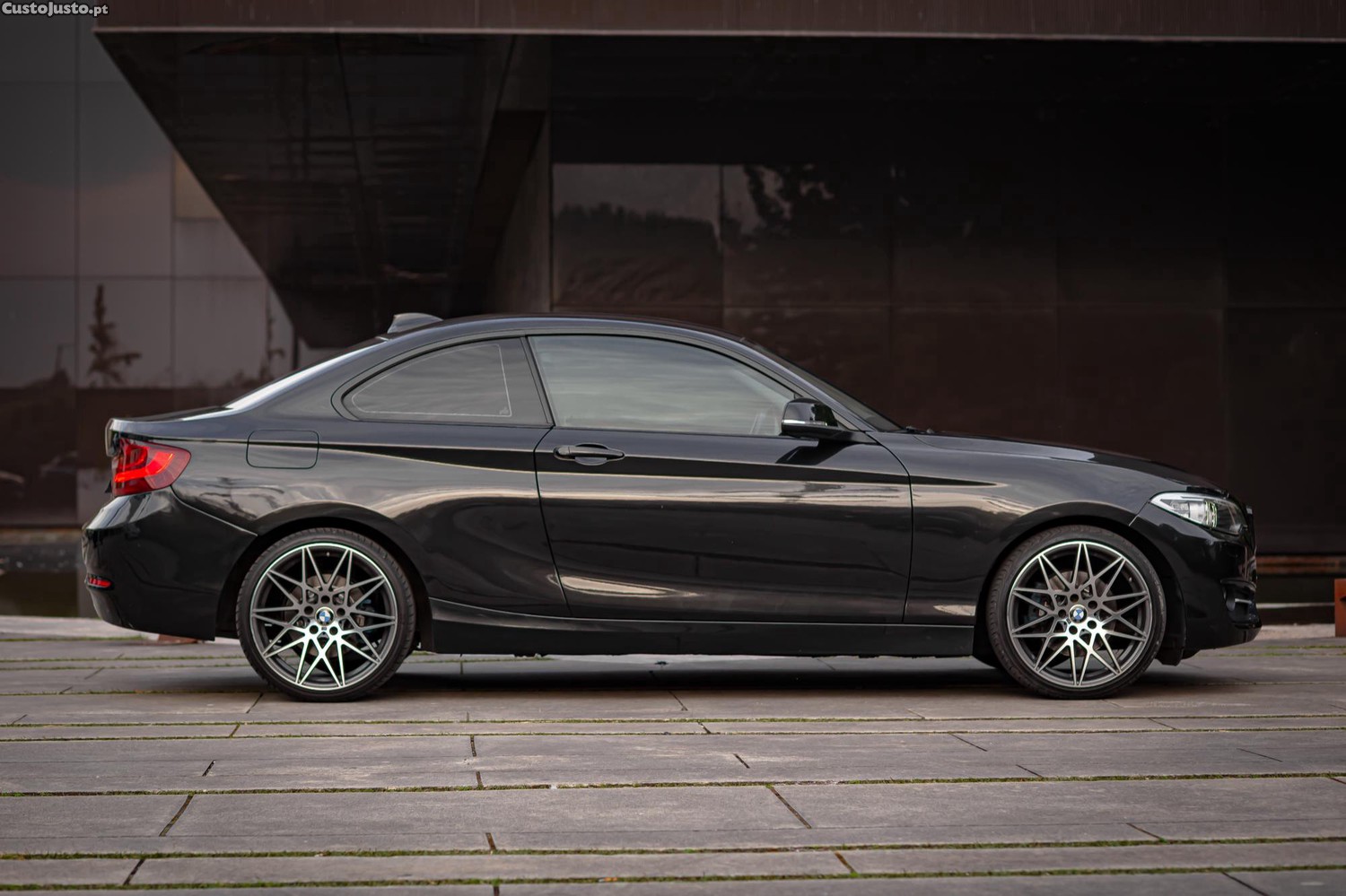BMW 220 Coupe Sport — fotografia 6