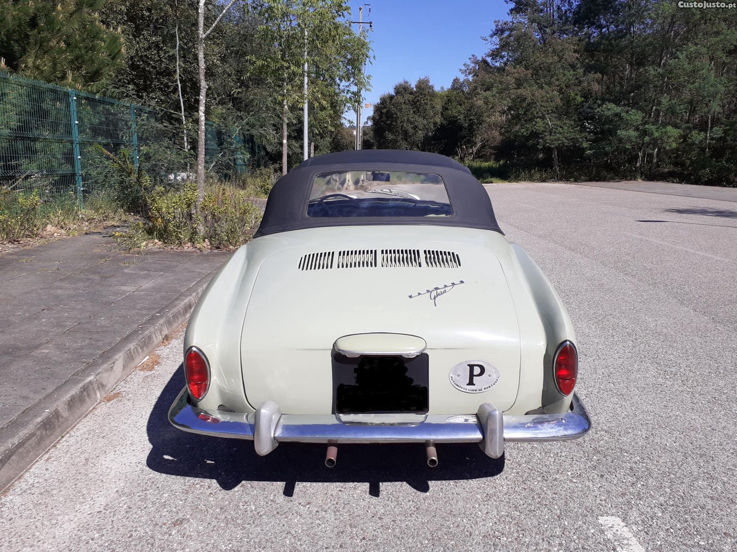 Volkswagen Karmann Ghia coupé — fotografia 3
