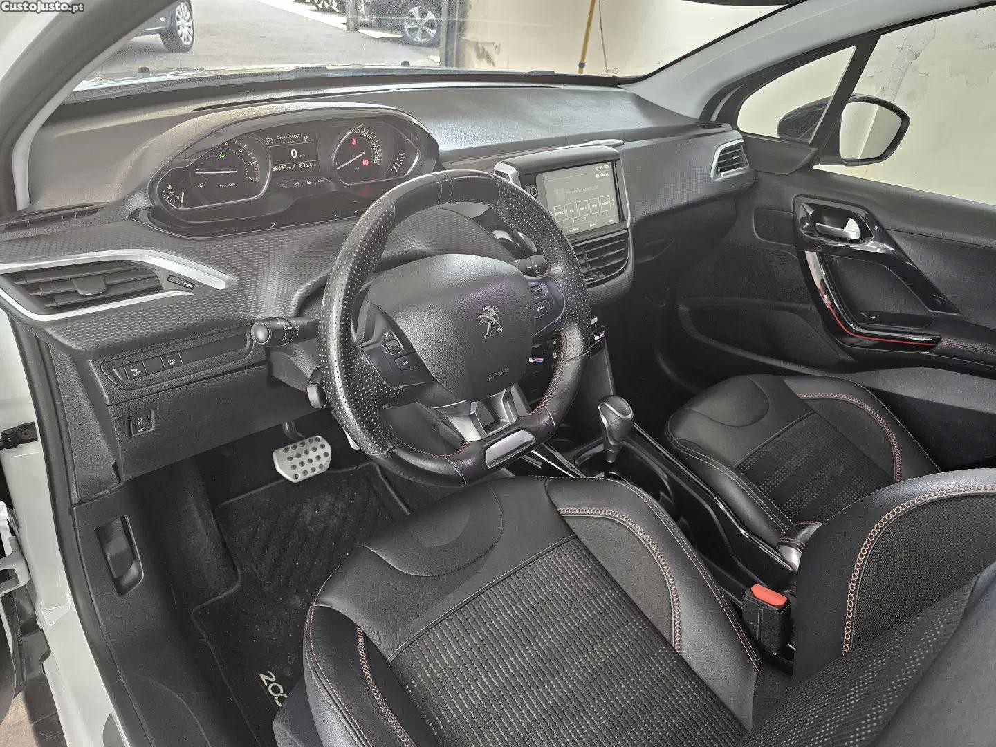 Peugeot 2008 1.2 puretech gt line eat6 — fotografia 4
