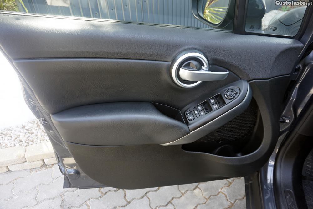 Fiat 500X 1.6 MJ Lounge S&S — fotografia 13