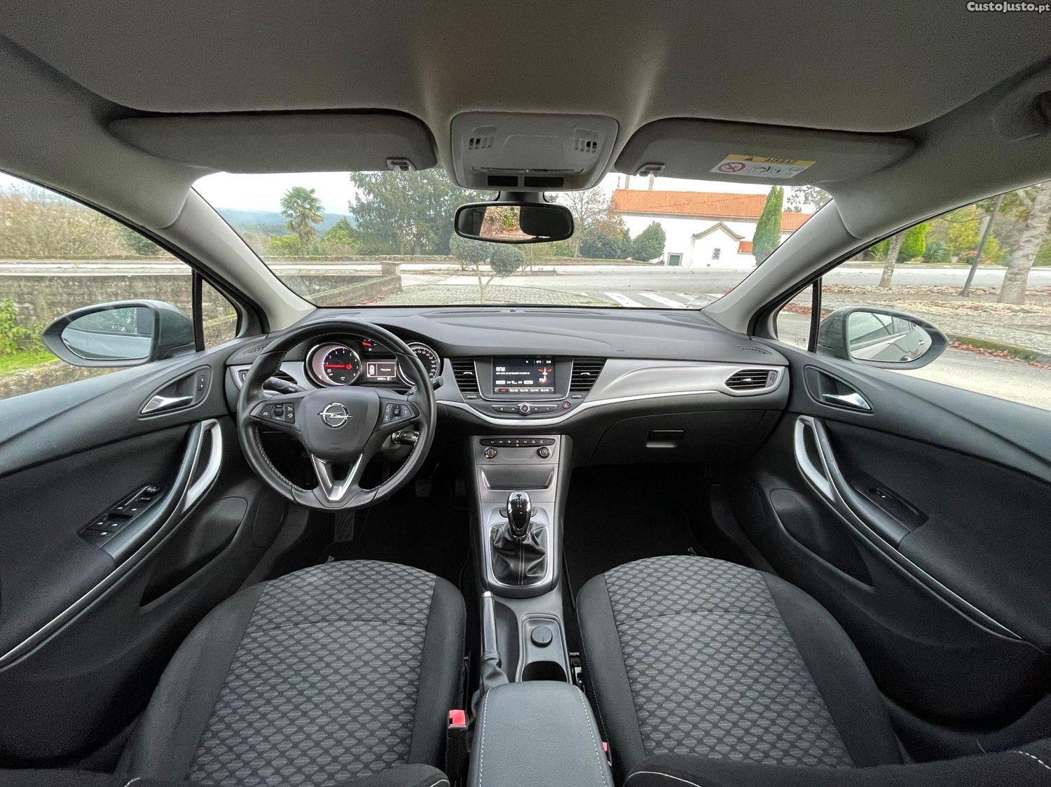 Opel Astra 1.0 Gasolina 105cv — fotografia 5